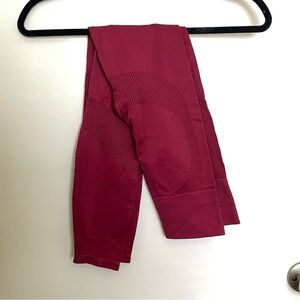 Victoria’s Secret PINK leggings 🪽